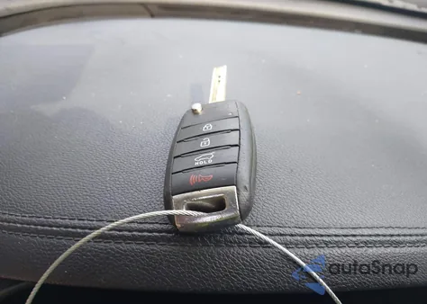 2017 Kia Sorento 2.4L L из США, поврежденный, VIN 5XYPG4A38HG275843